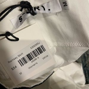 Story White&Black Skirt